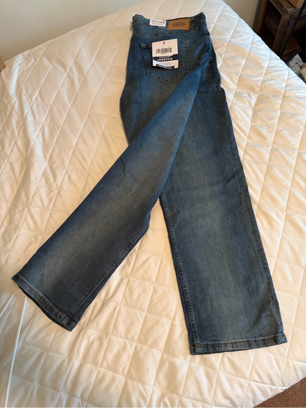 Izod Men's Relaxed Fit Jeans in Denim Blue